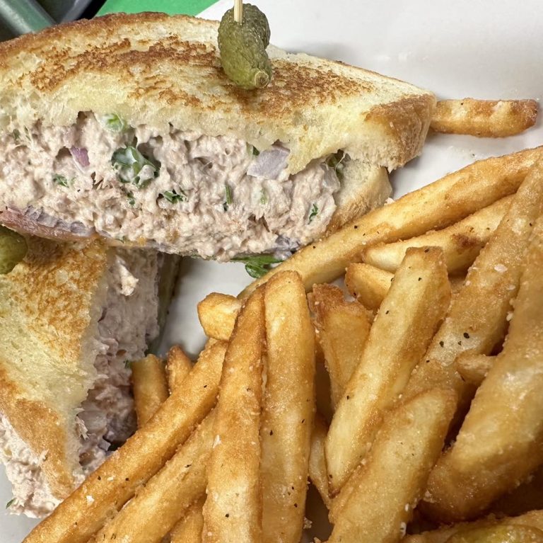 Black Bear Lodge Restaurant in Brainerd MN Dining Bar